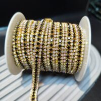 یراق نگین متری 3 رج مشکی نقره ای